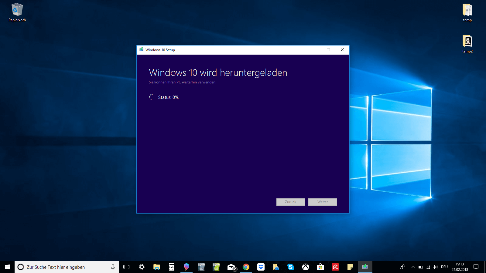 Windows-10-Setup-Fenster mit der Nachricht „Windows 10 wird heruntergeladen“