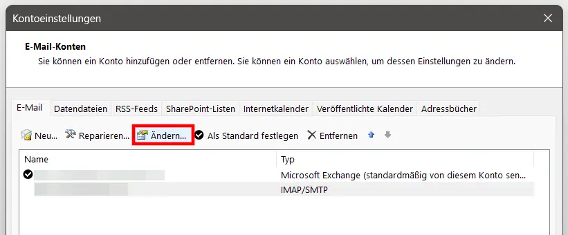 Bild: Outlook-Kontoeinstellungen: Übersicht verknüpfter Mail-Accounts