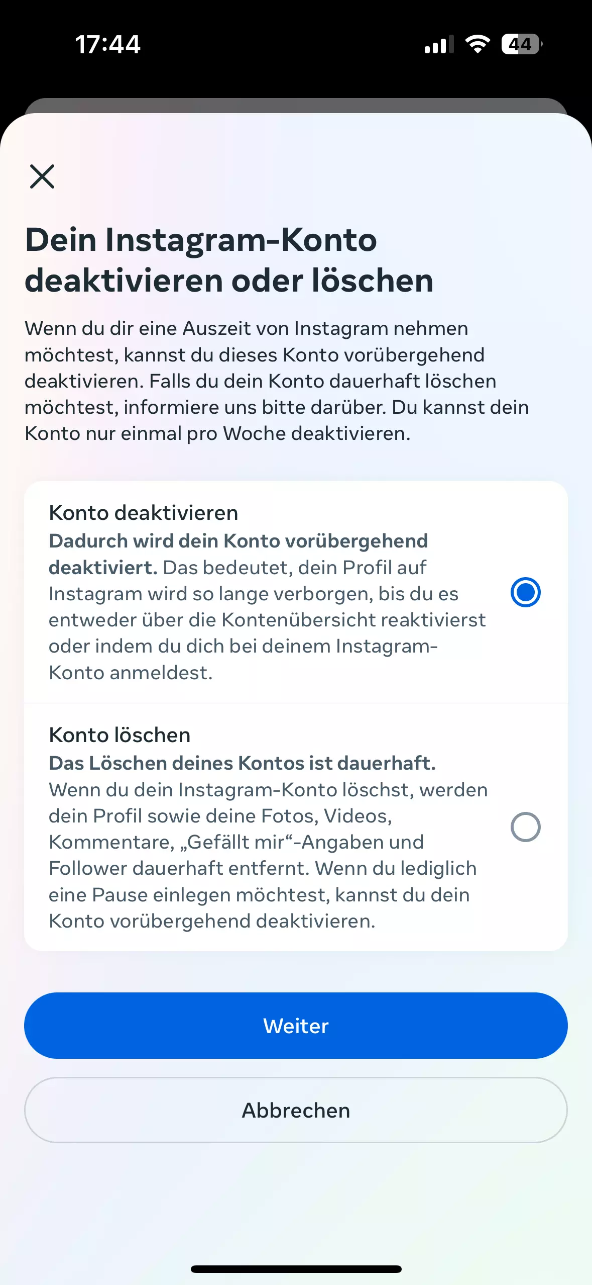 “Konto löschen“ oder „Konto deaktivieren“ auswählen “Konto löschen“ oder „Konto deaktivieren“ auswählen