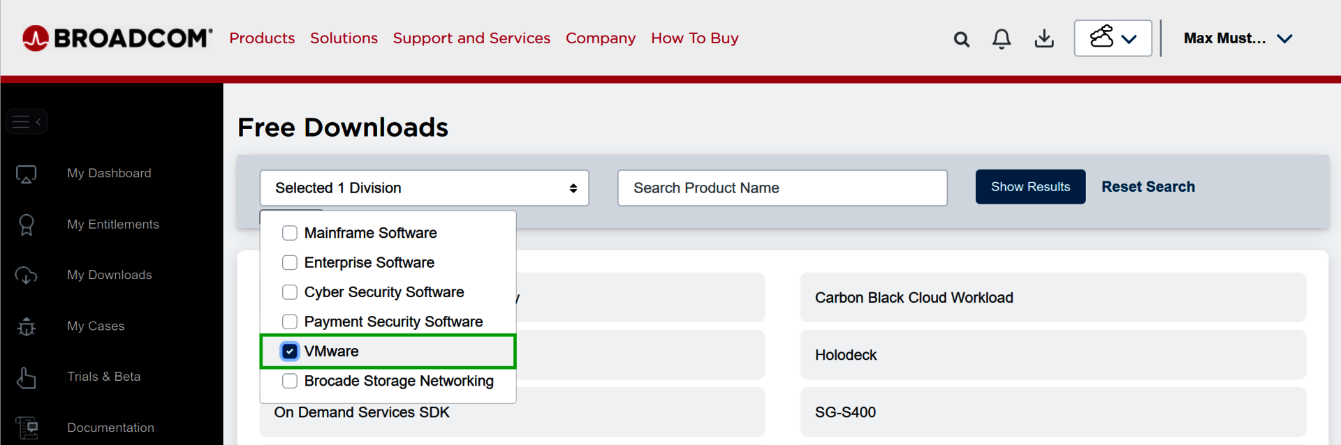 Screenshot: Im Broadcom-Portal wird die Seite Free Downloads angezeigt. Auf dieser Seite ist eine Liste aufgeführt, in der der Filter VMware hervorgehoben ist.