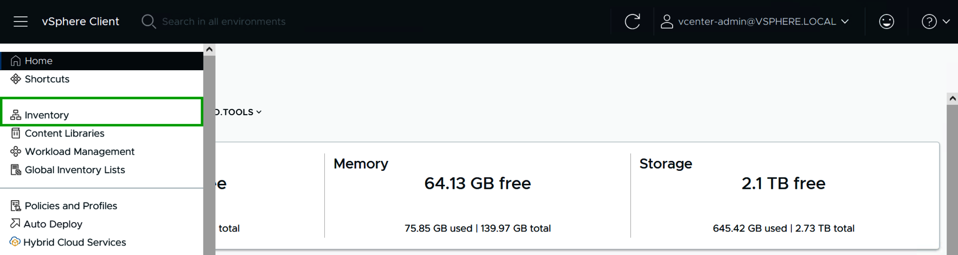 Screenshot: Der vSphere Client wird angezeigt. Im vSphere Client ist der Menüpunkt Inventory hervorgehoben.