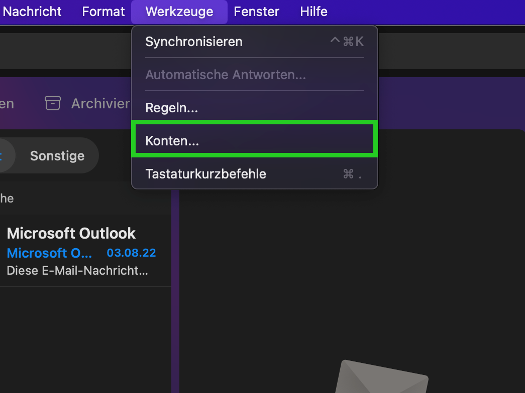 Screenshot: Die Menüleiste in Outlook für Mac wird angezeigt. In dieser Menüleiste ist der Menüpunkt Werkzeuge ausgewählt. In der Liste darunter ist der Menüpunkt Konten... hervorgehoben.
