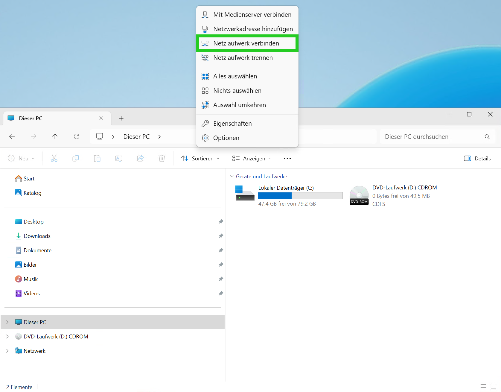 Screenshot: Der Windows Explorer wird angezeigt. Im Windows-Explorer ist oben in der Menüleiste eine Liste geöffnet. In dieser Liste ist der Menüpunkt Netzlaufwerk verbinden ausgewählt.