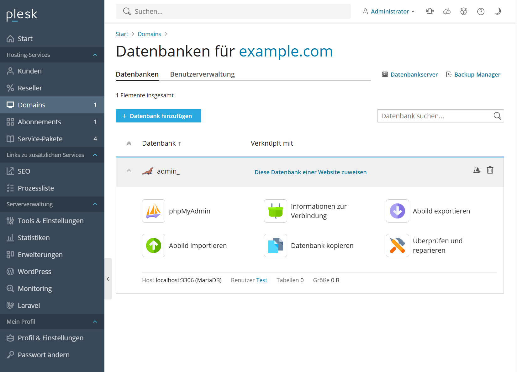 Screenshot: Das Plesk Panel wird angezeigt. Im Plesk Panel wird der Menüpunkt Datenbanken für example.com angezeigt. In diesem Bank ist die Datenbankverwaltung für die Domain "example.com" mit Optionen zur Nutzung von phpMyAdmin und weiteren Verwaltungsfunktionen aufgeführt.