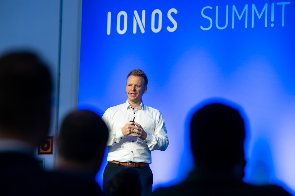 CCO Dr. Jens Reich eröffnet den IONOS Summit 2023